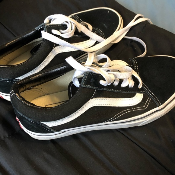 Vans - Picture 5 of 8